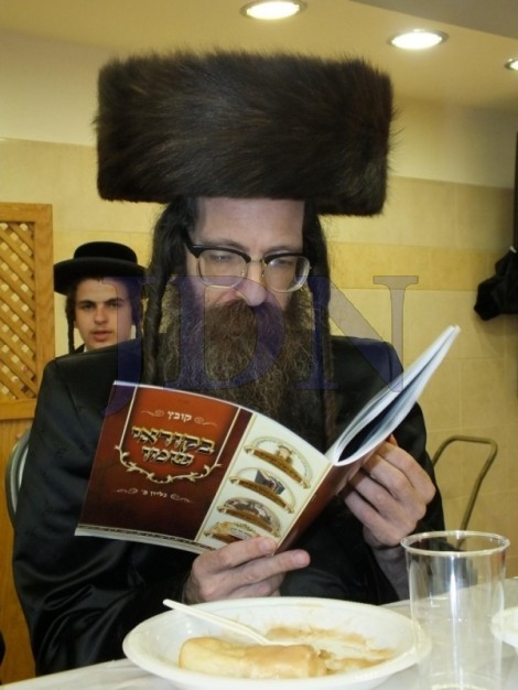 הכנסת ספר תורה לבית המדרש טשאבא בירושלים - צילום הרב ברוך אוביץ (53)