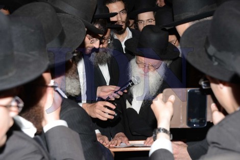 הלווית הרבנית צילה גריינמן ע''ה בבני ברק - צילום שוקי לרר (13)