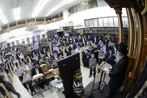 יום השנה להגריש אלישיב זצל בבית הכנסת לדרמן בני ברק - צילום שוקי לרר 09
