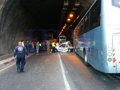 תאונה כביש המנהרות. צילום יהודה אדרי-חדשות 24 (15)