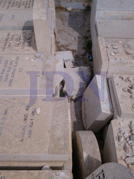 חילול קברים בהר הזיתים (8)