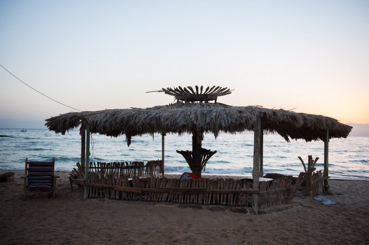 The beach of Paradis Sweir, a desert resort located on the Red Sea shore, South Sinai, Egypt, during the Jewish holiday of Sukkot. October 15, 2016. Photo by Johanna Geron/FLASH90 *** Local Caption *** ???? ???? ???? ??????