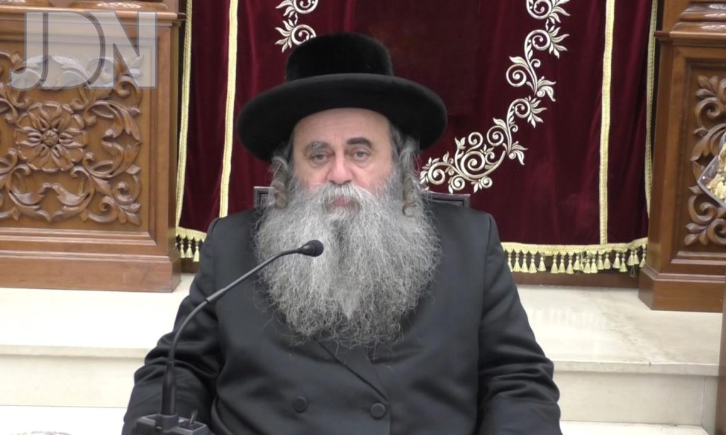 השיעור השבועי: הגה"צ רבי סיני הלברשטאם • צפו