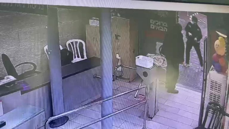 WhatsApp Video 2022-02-24 at 10.42
