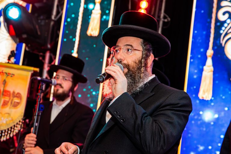 צילום מענדי קורנט, צבעים הפקות