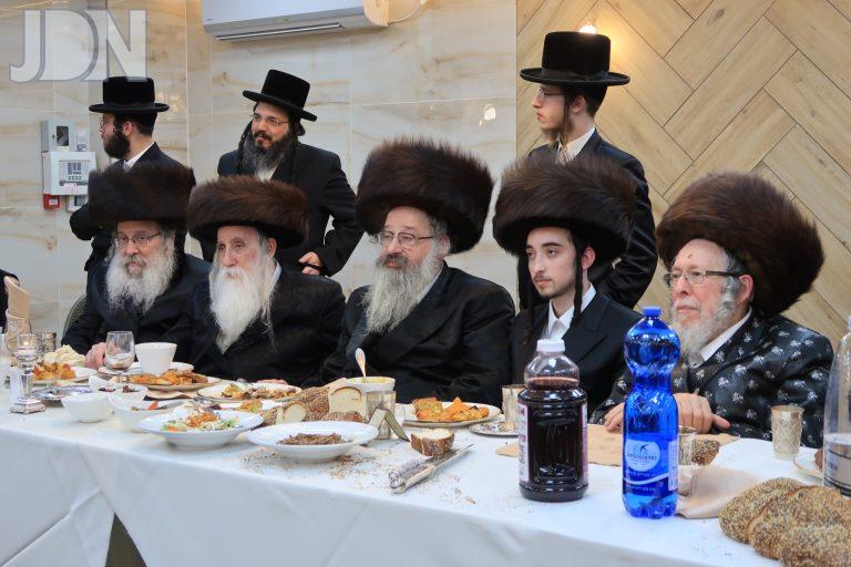 ראצפערט - מכנובקא בעלזא - סטראפקוב שבע ברכות (15)