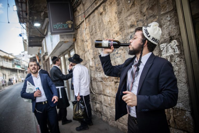 סגולות יום הפורים • הרב יוסף חיים אוהב ציון • צפו