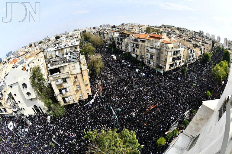 הגר''ח קנייבסקי הלווייה צילום שוקי לרר (40)