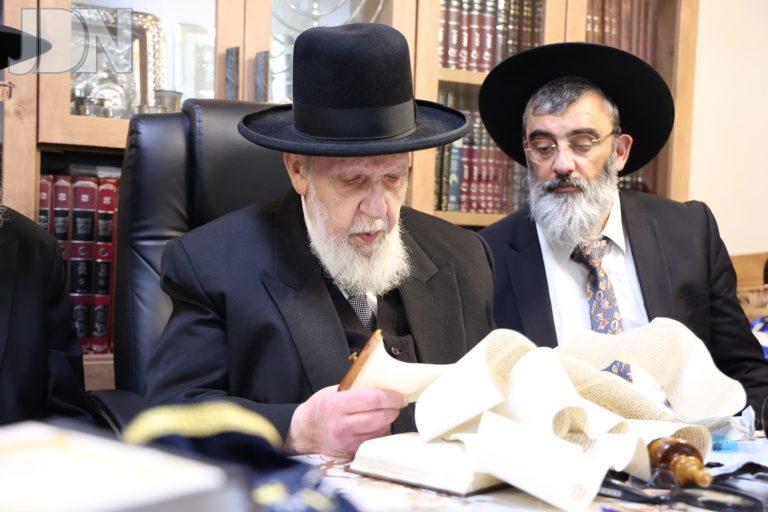 הגר''ש כהן קריאת המגילה (7)