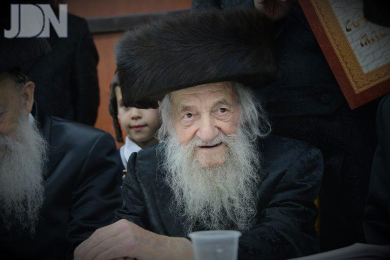 חתונה לנינת הרב וואזנר ונכד הרב חיים צבי שפירא - צילום שוקי לרר (5)