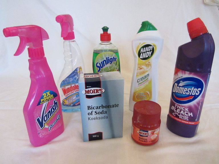Various_household_products_(bases)
