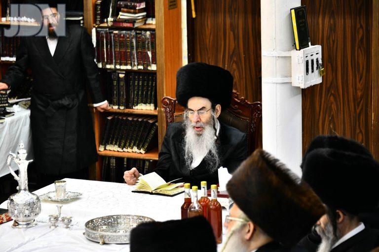 אלכסנדר נעילת החג פסח (10)