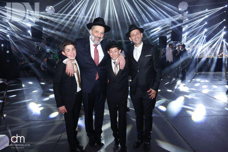 אריה דרעי בר מצוה נכד (59)