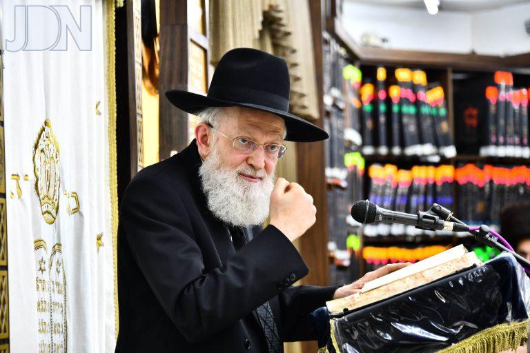 הגר''א אריאלי דרשה בישיבת פוניבז' (9)