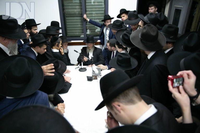 הגר''ד סגל הקבלת פני רבו (5)