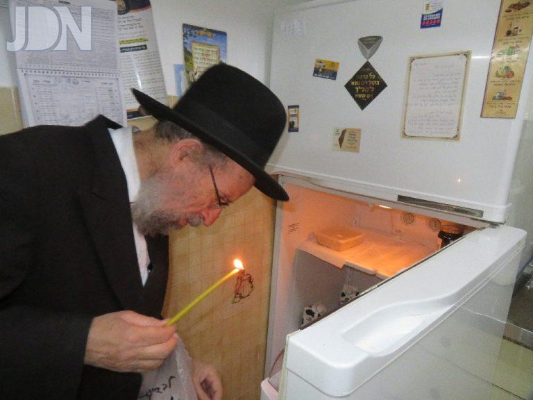 הגר''י קולדצקי בדיקת חמץ (3)