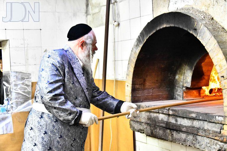 פרמישלאן אפיית מצות (12)