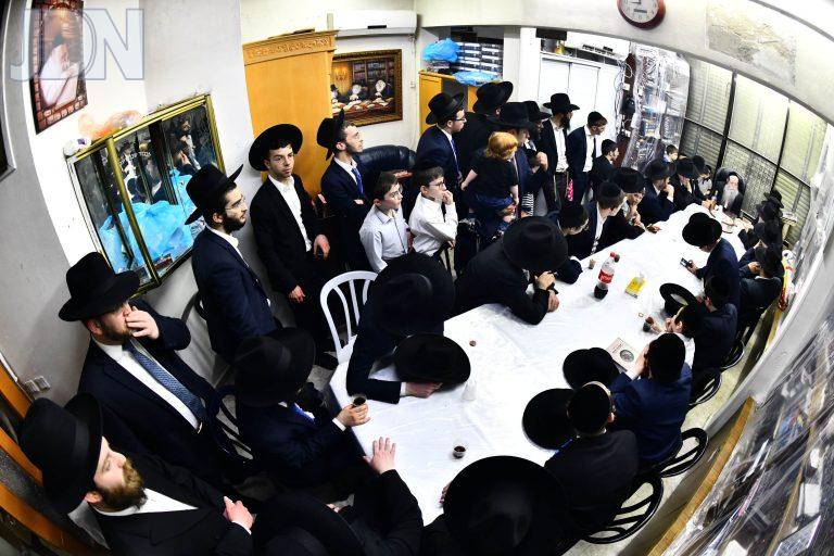 רבי שלמה קנייבסקי הקבלת פני רבו (14)