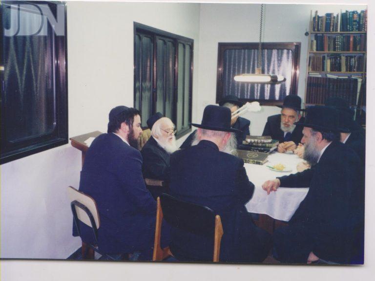 בבית הרב שך