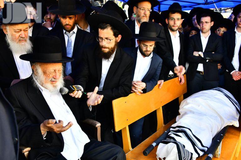 הלויית הרב שמחה קוק זצל (66)