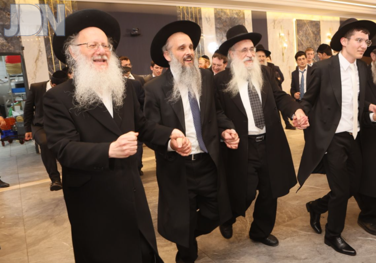 חתונת נכד רבי אהרן פלדמן (6)