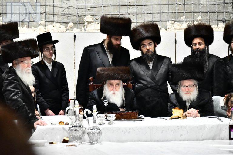 מכנובקא בעלזא נעילת חג השבועות (9)