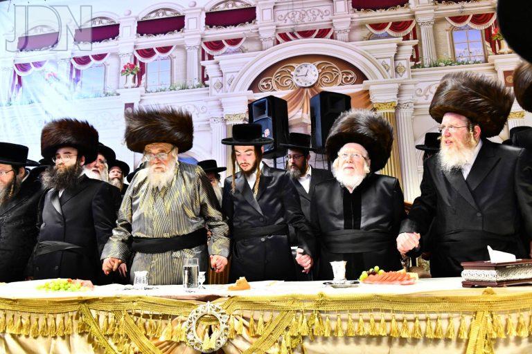 קרעטשניף תולדות אהרן אירוסין (64)