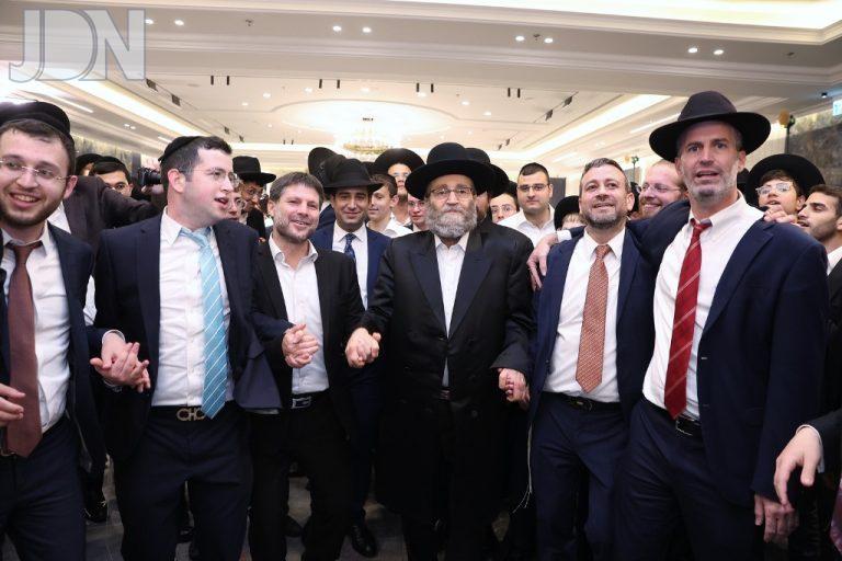 גפני חתונת נכדה תמוז פב (67)