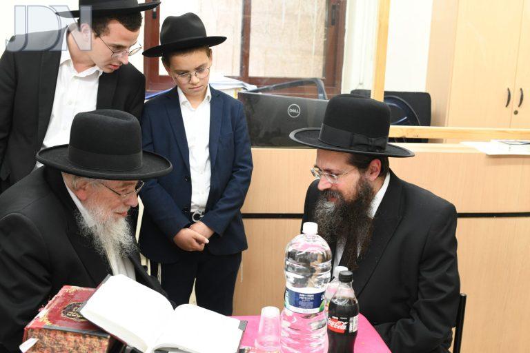 הגר'א גורביץ אצל הגרא''י פינקל (2)