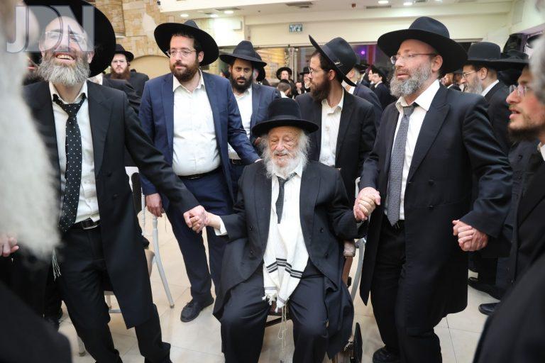 הגרב''ד פוברסקי חתונה נכדה תמוז פב (27)
