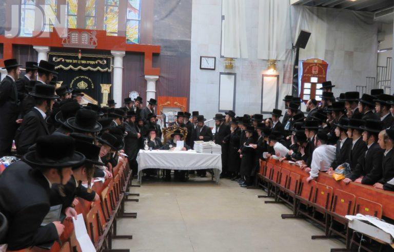 ויז'ניץ אלעד ביקור האדמו''ר (2)
