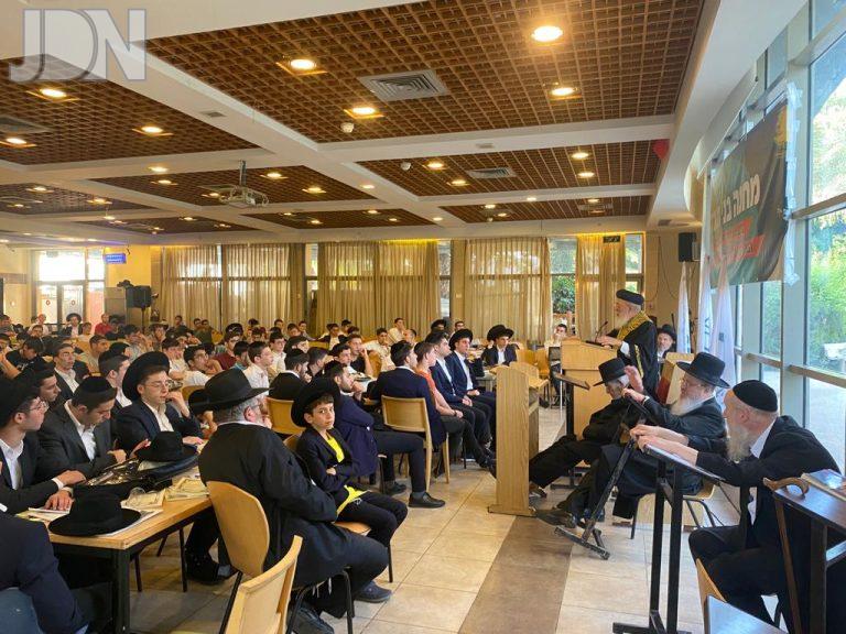צפו: הקולולום המרגש במחנה בני תורה, והשיחה שלא נמסרה
