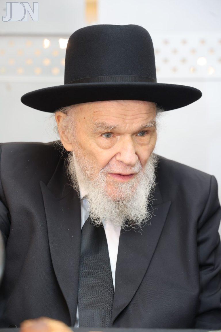 הגרמ''ה הירש חתונה נכד (1)
