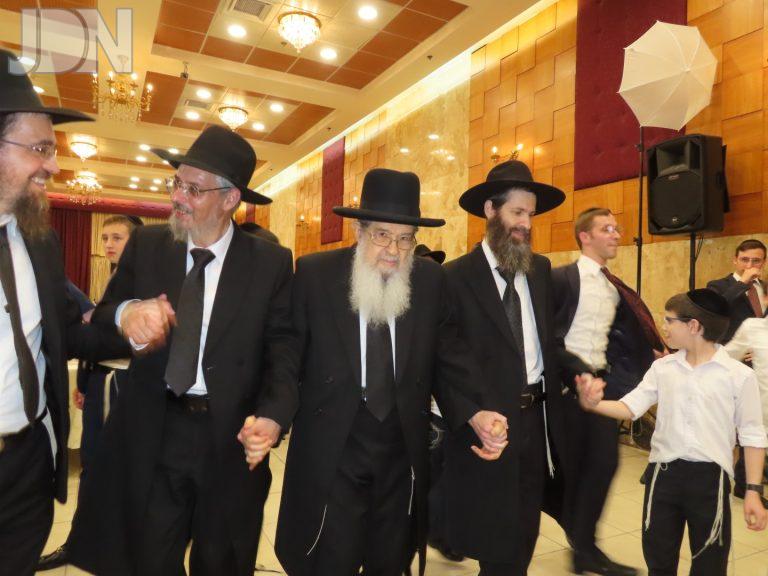 הרב ויסבקר חתונה נכדה (4)