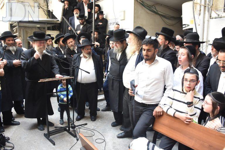 הרב יחיאל יהושע ואקנין הלוייה (11)
