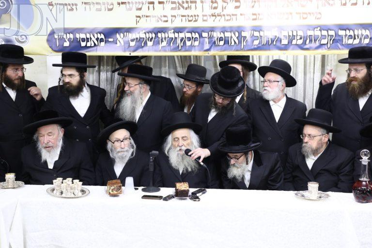 כתיבת ס''ת לע''נ הגאב''ד וקבלת פנים לסקולען מאנסי (7)