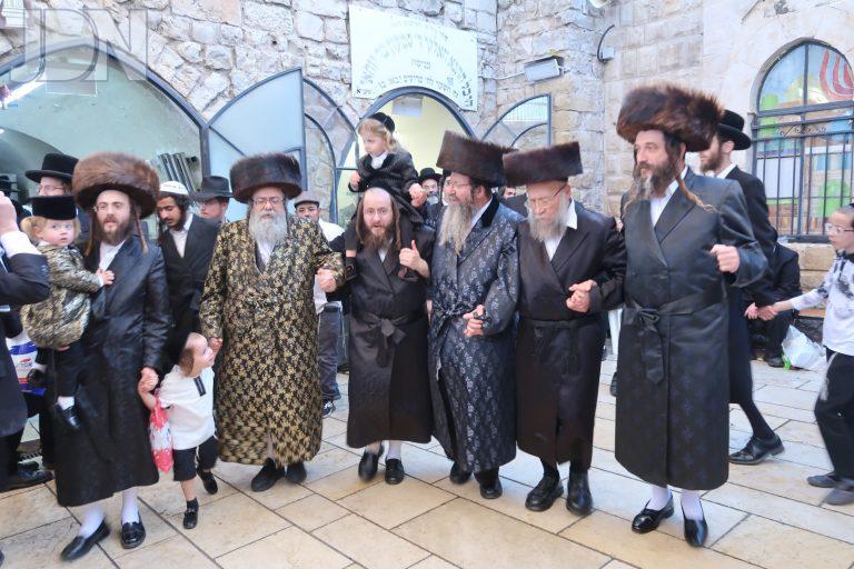 לייפניק חלאקע לנכדים במירון (5)