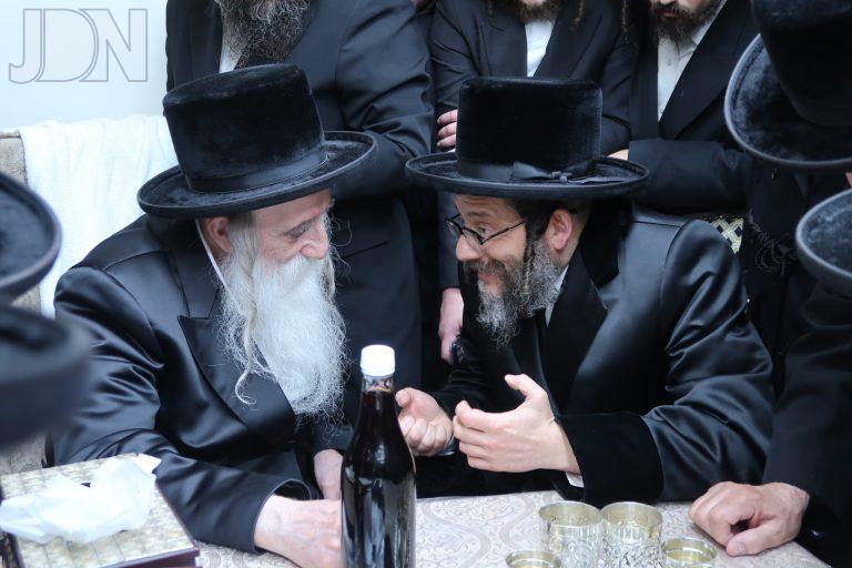 סקולען ליקווד אצל מכנובקא בעלזא (3)