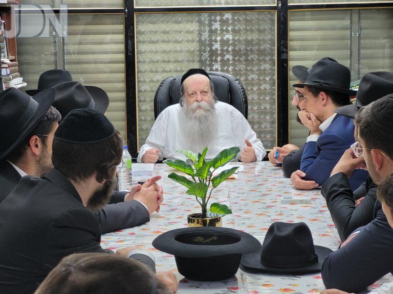 עטרת גבריאל אצל הגר''ש קנייבסקי (5)