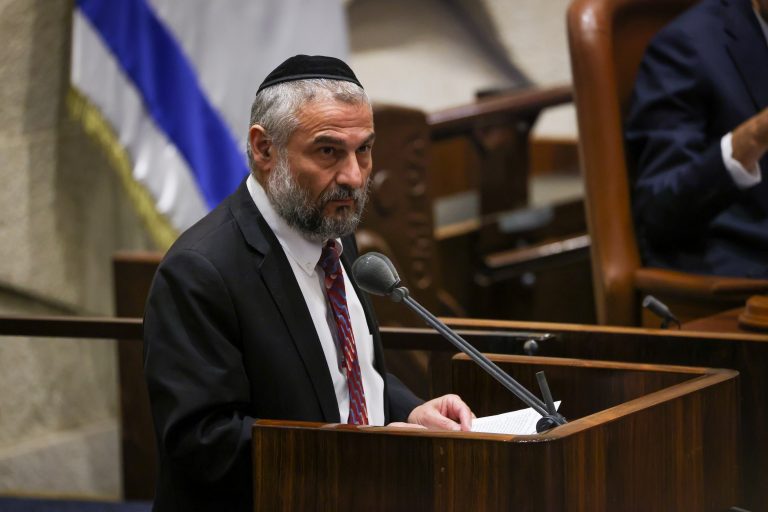20220523190833_NOAM2558