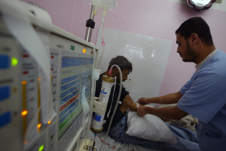 Dialysis patient suffer from electricity blackouts