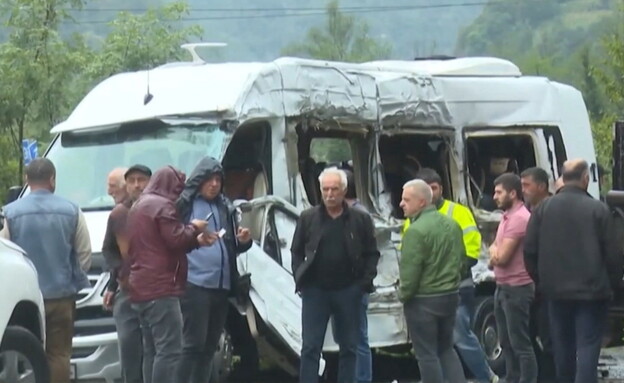 in_bus2_autoOrient