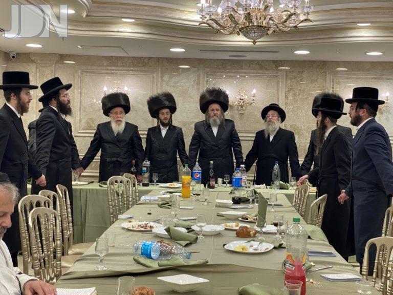 ברית דינוב פאנעט (3)