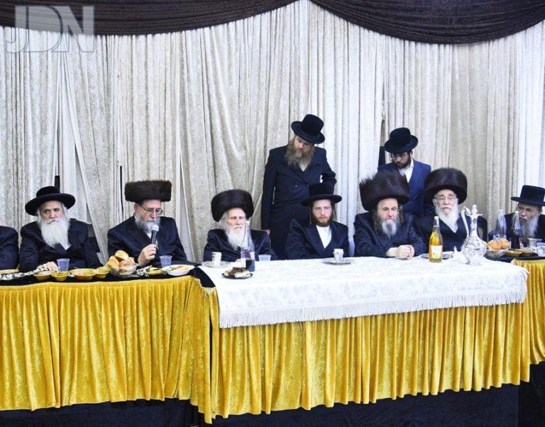 דינוב אויערבאך אירוסין (9)