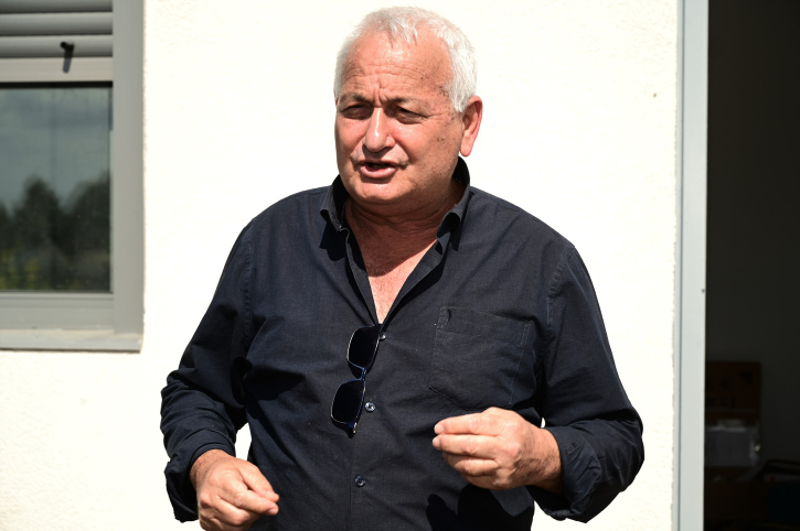 ALON SCHUSTER