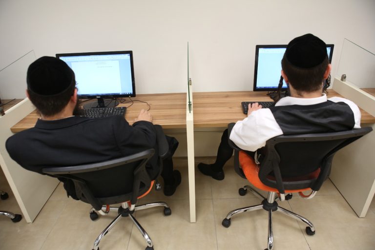 WhatsApp Image 2022-10-25 at 16.09