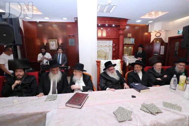 הרב יפה שלזינגר בצל החכמה סוכות פג (15)