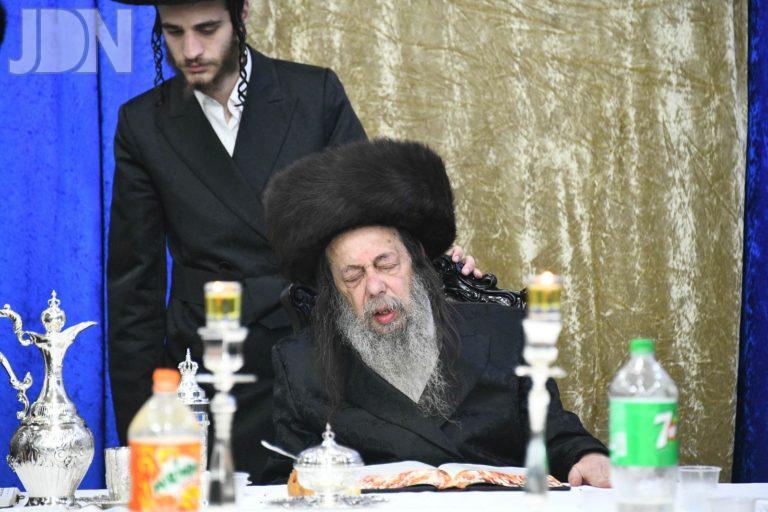 זוועהיל טיש חוה''מ (12)