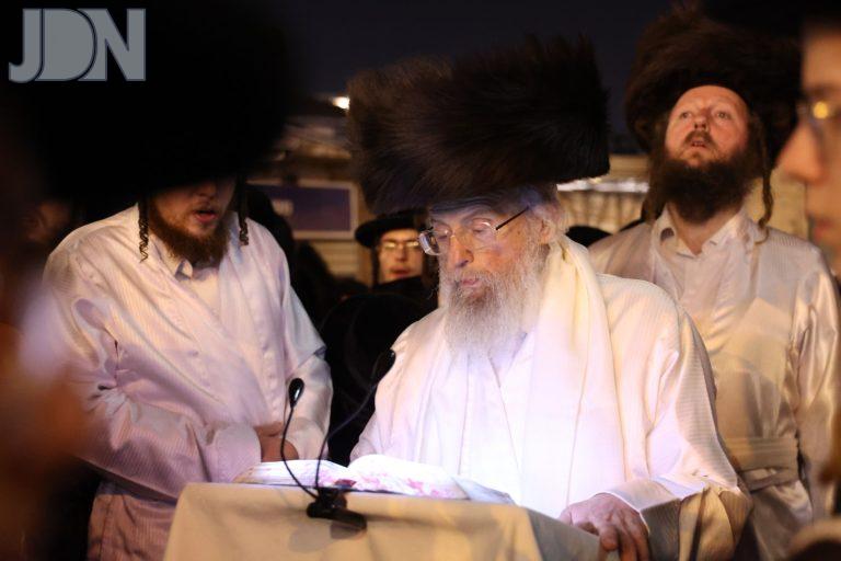 פינסק קארלין מוצאי יוהכ''פ (7)