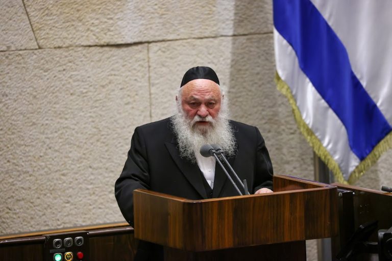 20221121165223_NOAM1555